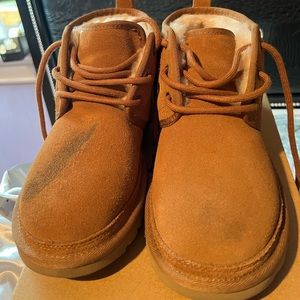 Brown (UGG) boots sz 7